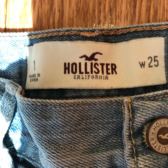 Jean Shorts - Picture 3 of 3